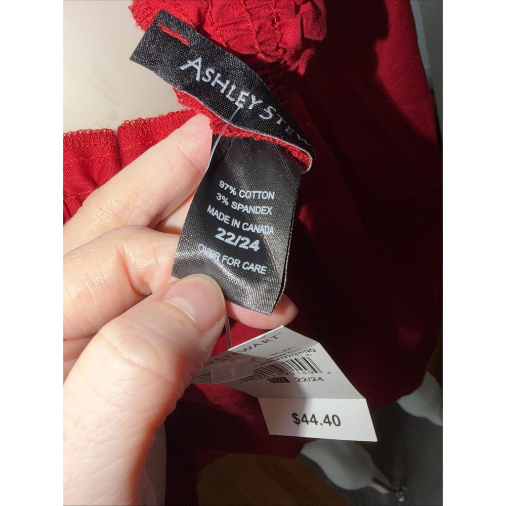 Ashley Stewart Red Off Shoulder Tiered Sleeves NWT Size 22/24 - Picture 5 of 5
